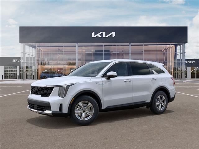 $34085 : New 2025 Sorento LX image 3