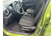 $17977 : Hyundai VENUE 2024 SEL 4dr C thumbnail
