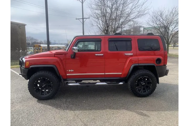 $7995 : 2006 HUMMER H3 image 3