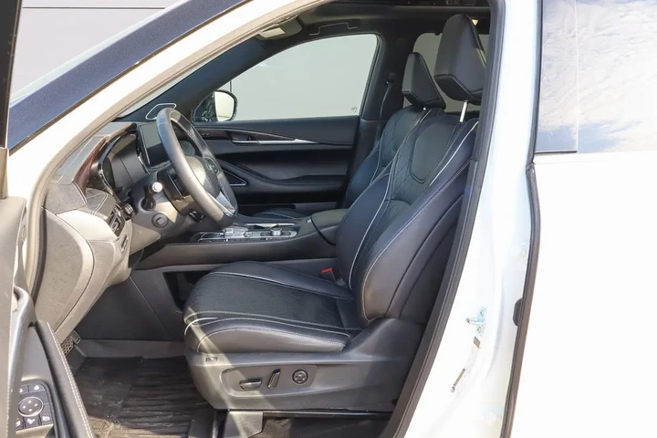 $50988 : 2025 QX60 AUTOGRAPH AWD image 7