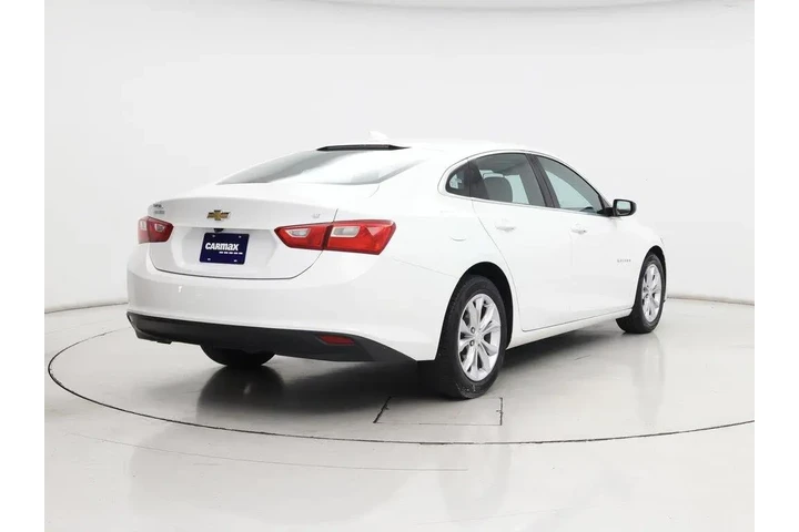 $17998 : Chevrolet Malibu 2023 LT 4dr image 8
