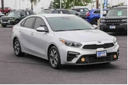 $14995 : Kia Forte 2021 FE 4dr Sedan thumbnail