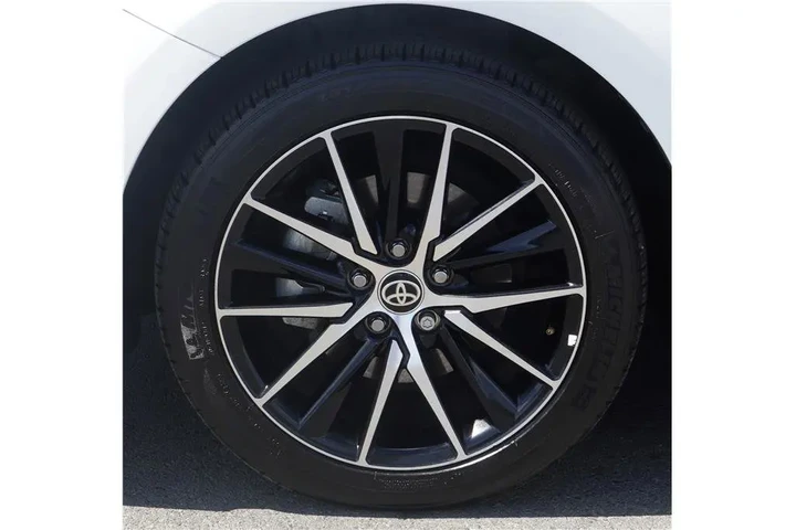 $28984 : 2024 Camry SE Sedan 4D image 10