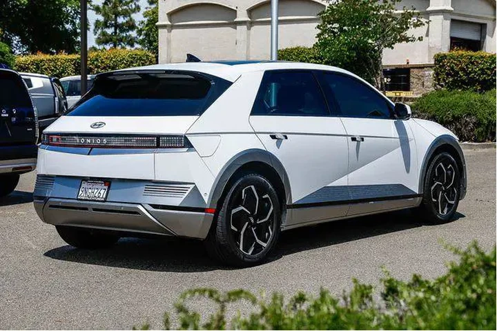 $32991 : Hyundai IONIQ 5 2024 Limited image 5