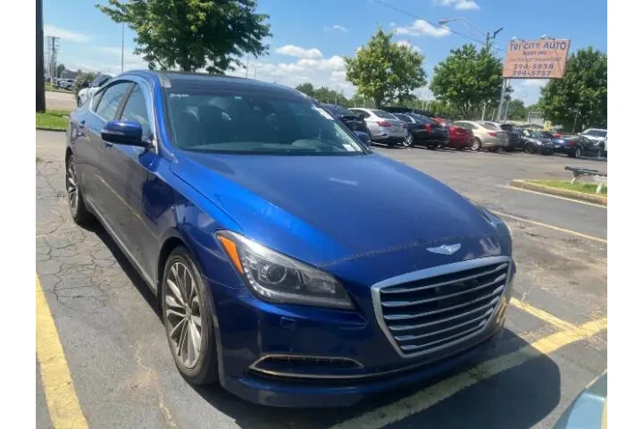$13900 : 2015 Genesis image 2
