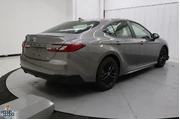 $25995 : Toyota Camry 2025 SE 4dr Sed thumbnail
