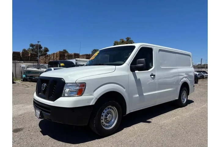 $11999 : 2018 NV 1500 S image 4