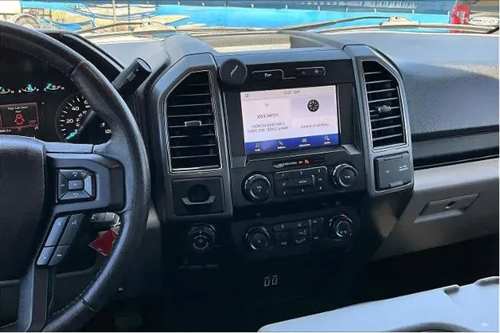 $29771 : Ford F-150 2020 4x2 XL 4dr S image 7