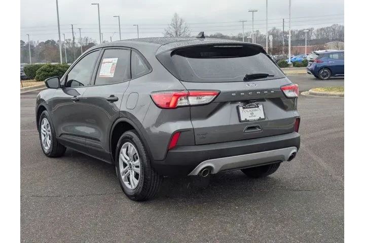 $14900 : Ford Escape 2021 S 4dr SUV image 8