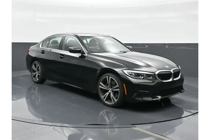 $33925 : BMW 3 Series 2022 330i 4dr S image 4