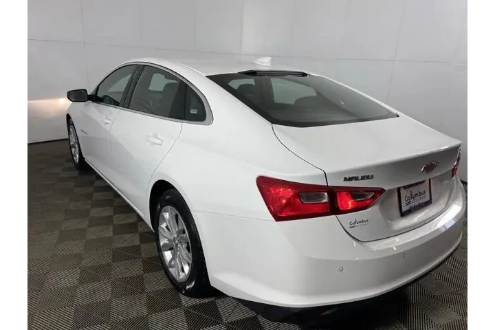 $18957 : Chevrolet Malibu 2024 LT 4dr image 7