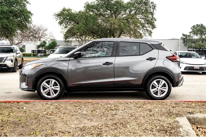 $21599 : Nissan Kicks Play 2025 S 4dr image 8