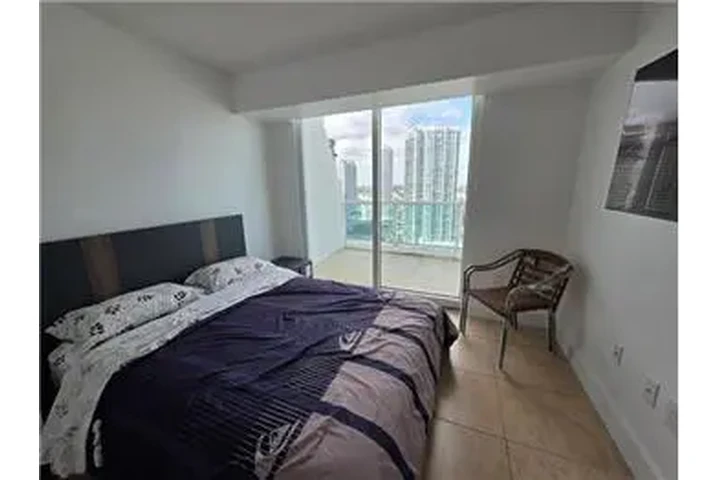 $5200 : Rental property with 2 bedro image 9