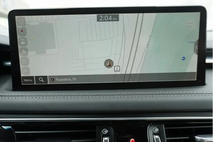 $25988 : Genesis G70 2023 2.0T 4dr Se image 10