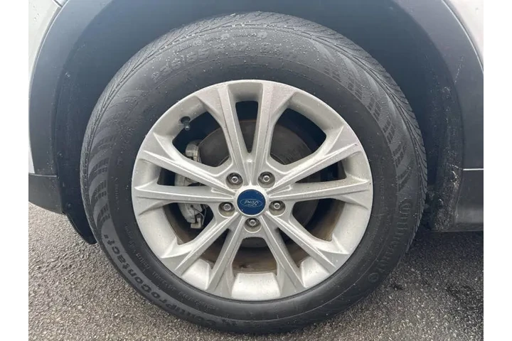 $9995 : 2019 Escape SE image 10