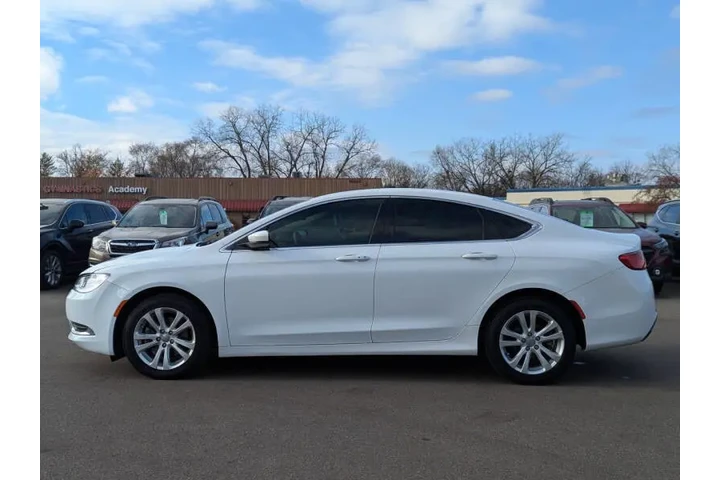 $12985 : 2015 200 Limited image 10