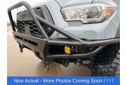 $24991 : Toyota Tacoma 2018 4x4 TRD P thumbnail