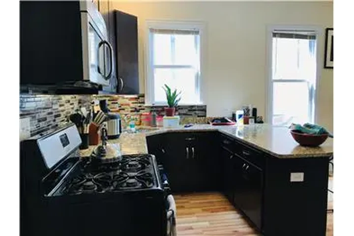 $2350 : Rental property with 2 bedro image 3