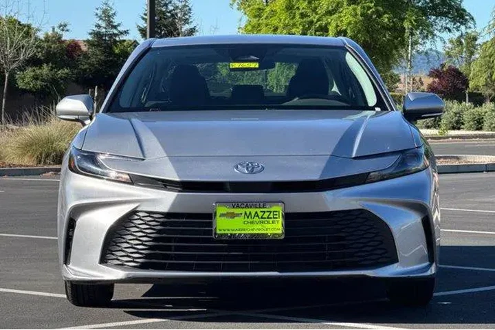 $25470 : Toyota Camry 2025 SE 4dr Sed image 6