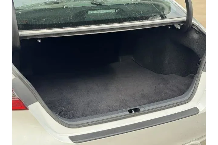 $28249 : Toyota Camry Hybrid 2024 SE image 8