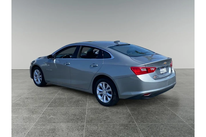 $24545 : Chevrolet Malibu 2023 LT 4dr image 3
