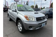$5995 : 2004 RAV4 thumbnail