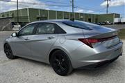 $2000 : Hermosa Hyundai elantra thumbnail