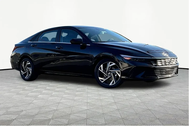 $22325 : Hyundai ELANTRA 2025 SEL Con image 3