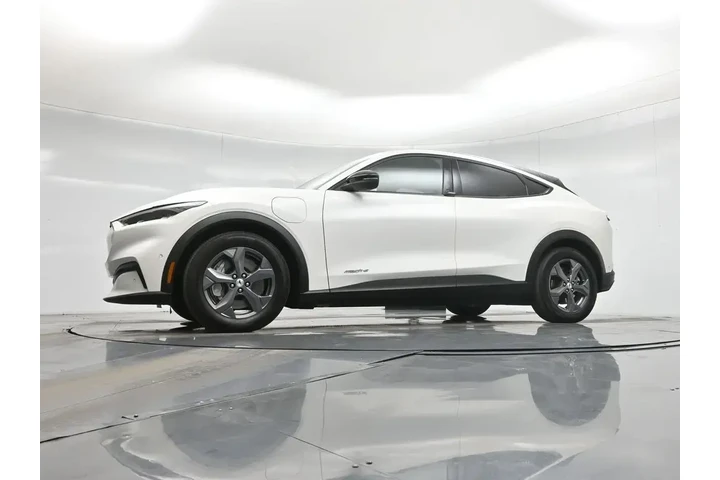 $28395 : Ford Mustang Mach-E 2023 Sel image 8