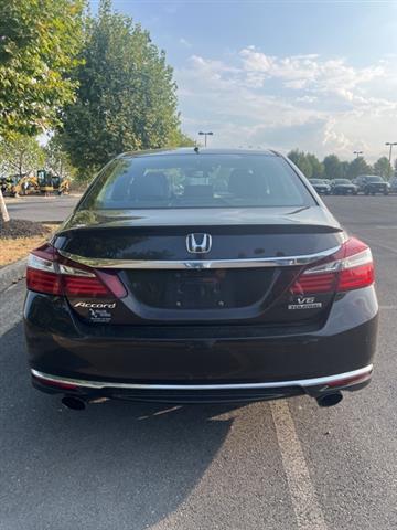 $9504 : PRE-OWNED 2016 HONDA ACCORD T image 5