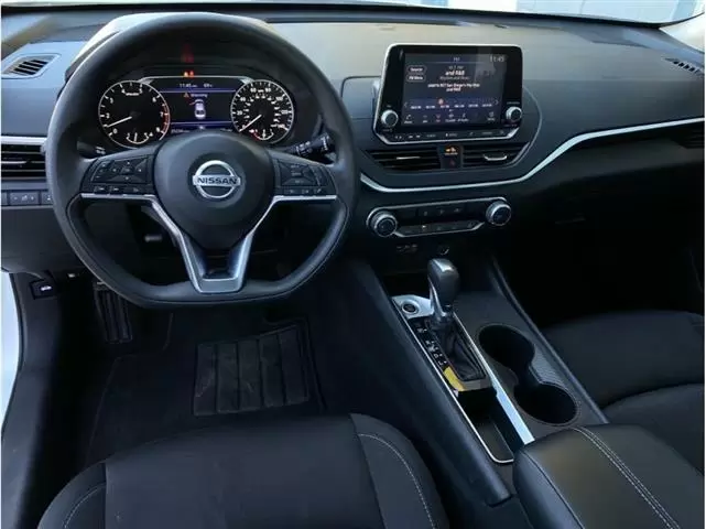 2020 Nissan Altima 2.5 image 3