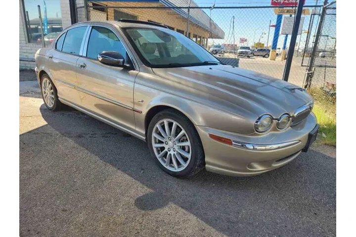 $3500 : 2005 X-Type image 2