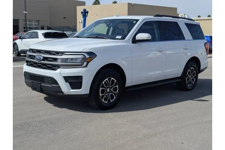 $36999 : Ford Expedition 2024 4x2 XLT image 5