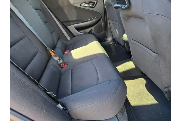 $16591 : Chevrolet Malibu 2020 RS 4dr image 5