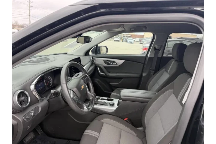 $21999 : 2025 Blazer LT image 9