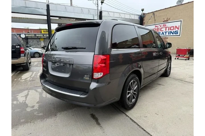 $8995 : 2017 Grand Caravan SXT image 5