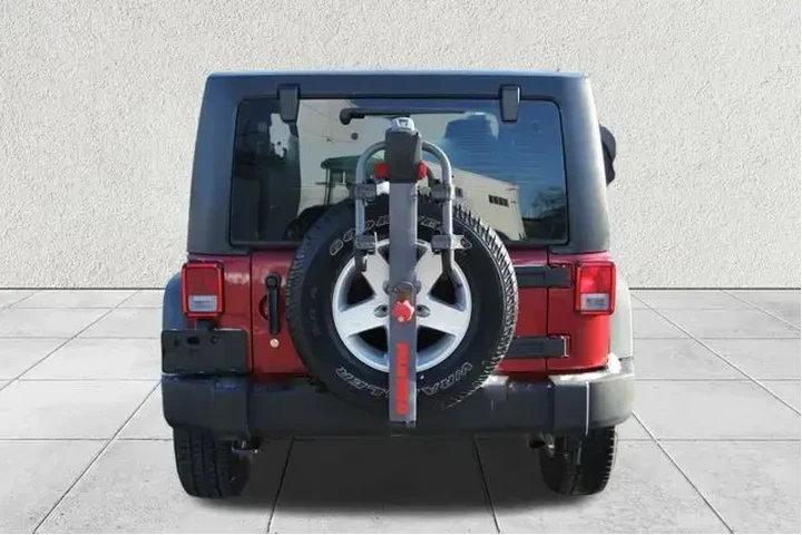 $9990 : Jeep Wrangler Unlimited 2012 image 9