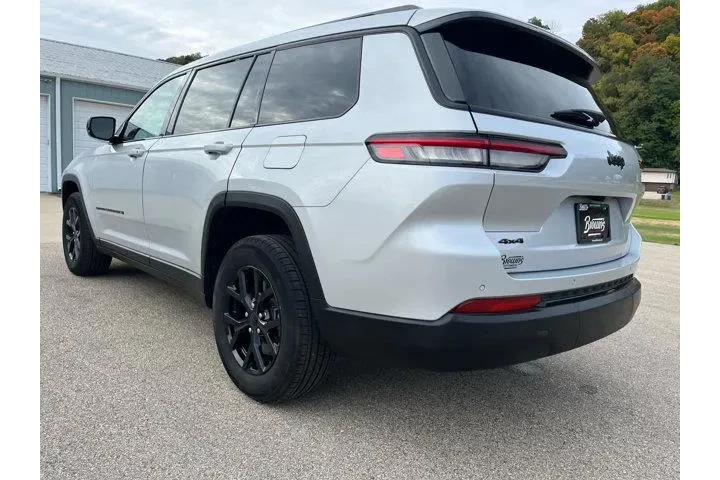 $33990 : Jeep Grand Cherokee L 2024 4 image 8