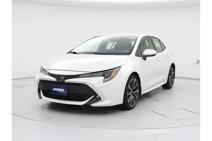 $23998 : Toyota Corolla Hatchback 202 image 4
