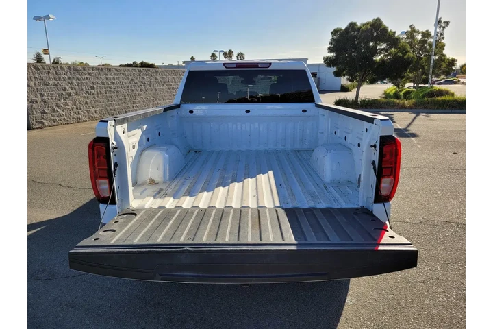 $33000 : GMC Sierra 1500 2023 4x4 Pro image 10