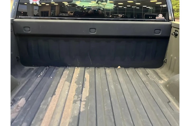 $24227 : GMC Sierra 1500 2018 4x4 SLT image 7