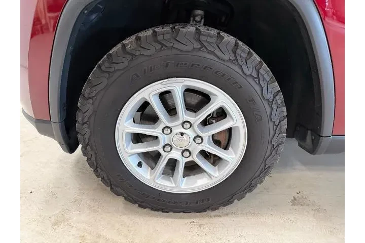 Jeep Grand Cherokee 2020 4x4 image 9