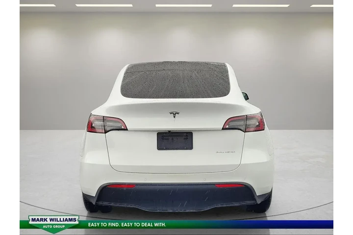 $26895 : Tesla Model Y 2021 AWD Long image 2