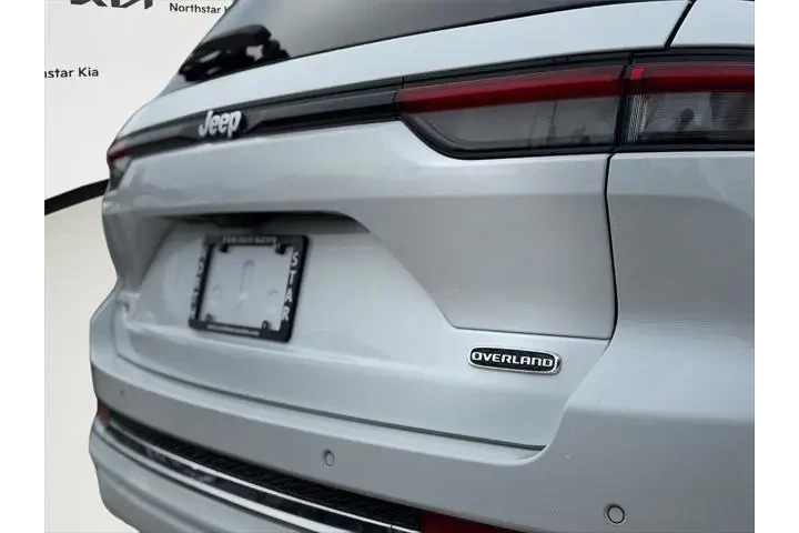 $27495 : Jeep Grand Cherokee 2023 4x4 image 7