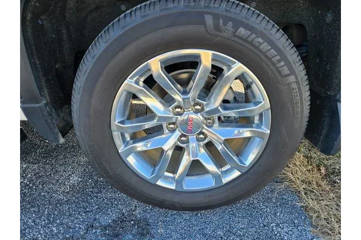 $39000 : GMC Sierra 1500 2021 4x4 SLT image 9