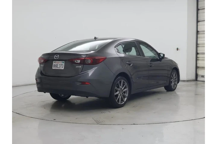 $17998 : Mazda Mazda3 2018 Grand Tour image 8
