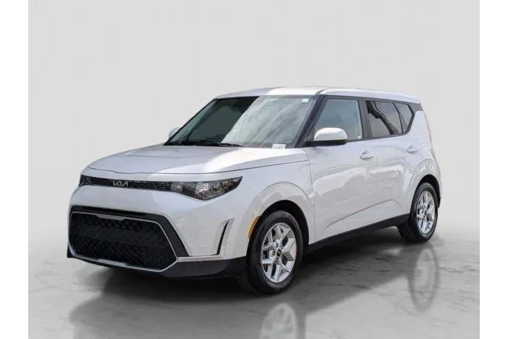 $17500 : Kia Soul 2023 S 4dr Crossove image 2