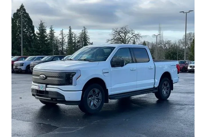 $36995 : Ford F-150 Lightning 2023 AW image 8