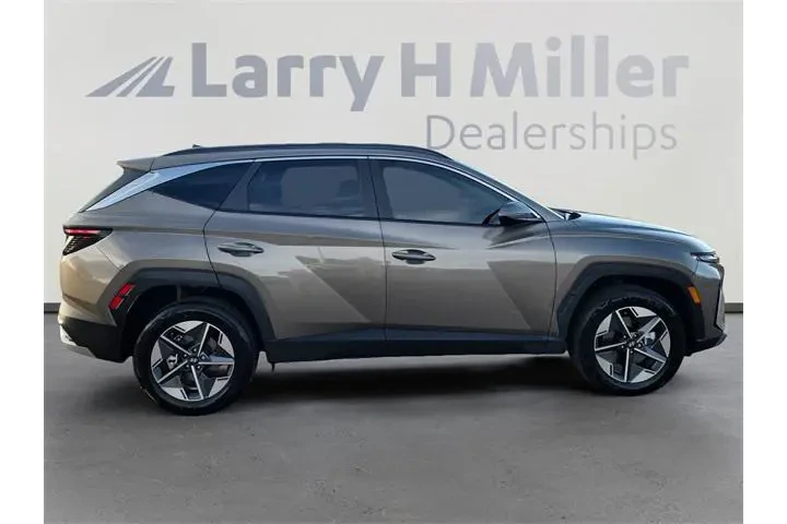 $31500 : Hyundai TUCSON Hybrid 2025 A image 6