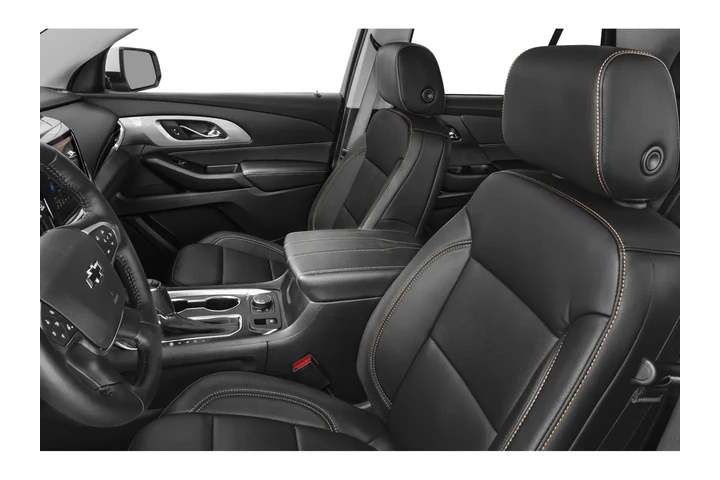 $22990 : 2019 Traverse RS image 7